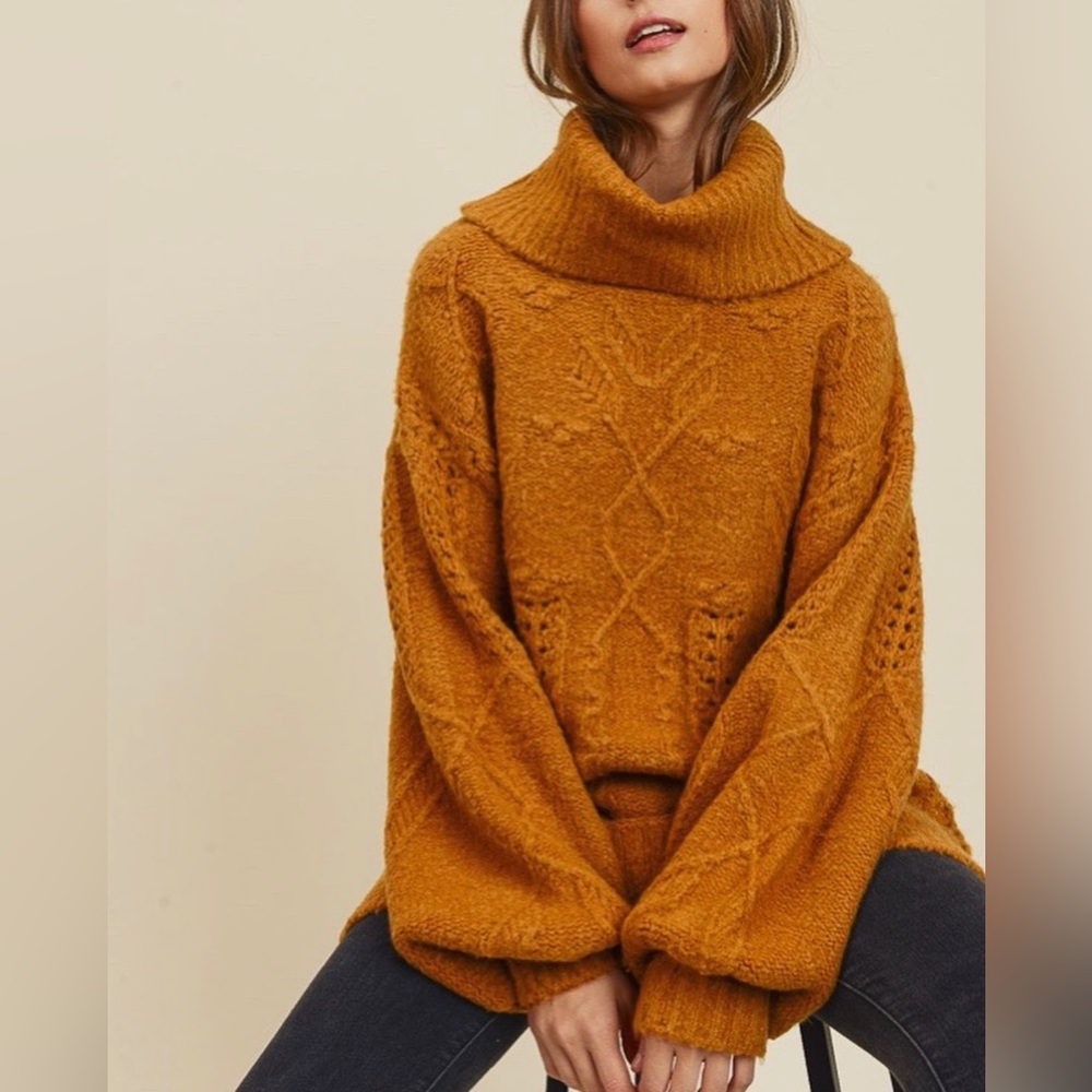 Oversized chunky cable knit sweater (WHITE)